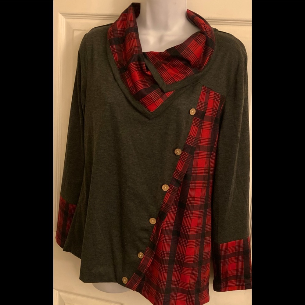 Plaid cowl neck pullover top